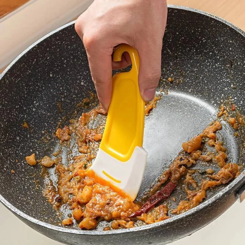 مكشطة تنظيف للمطبخ بشفرة ناعمة - مراجعة Kitchen Baking Brush وسعره