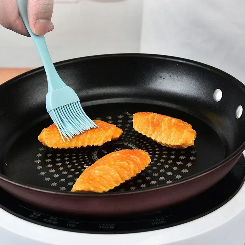 فرشاة زيت سيليكون مقاومة للحرا - مراجعة Kitchen Baking Brush وسعره