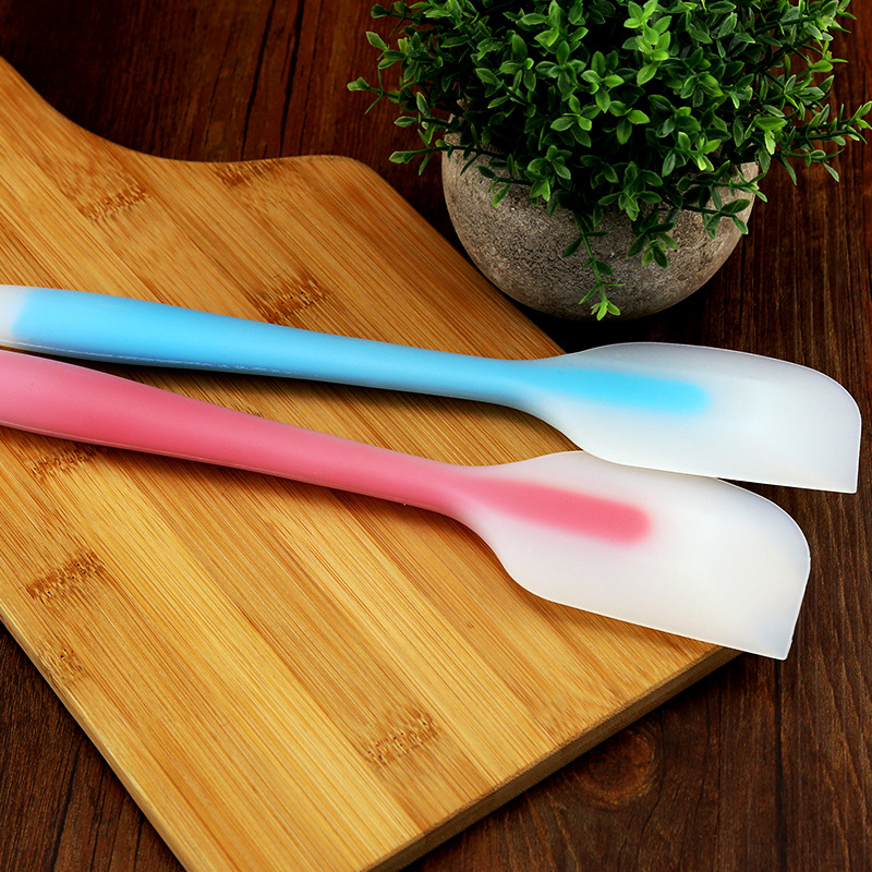 مكشطة سيليكون مرنة بحجمين، مقا - مراجعة Kitchen Baking Must Haves وسعره